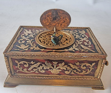 Rare Boulle Tortoiseshell Singing Bird Box 