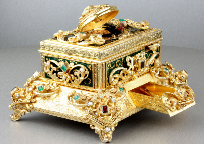 Vintage silver-gilt, enamelled, Emerald, red garnet and pearl-set singing bird box, by Karl Griesbaum