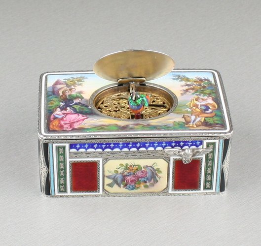 Silver-gilt and enamel singing bird box, by Karl Griesbaum (Raymy)