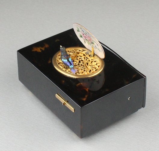 Antique Tortoiseshell and pictorial enamel singing bird box, by Bontems